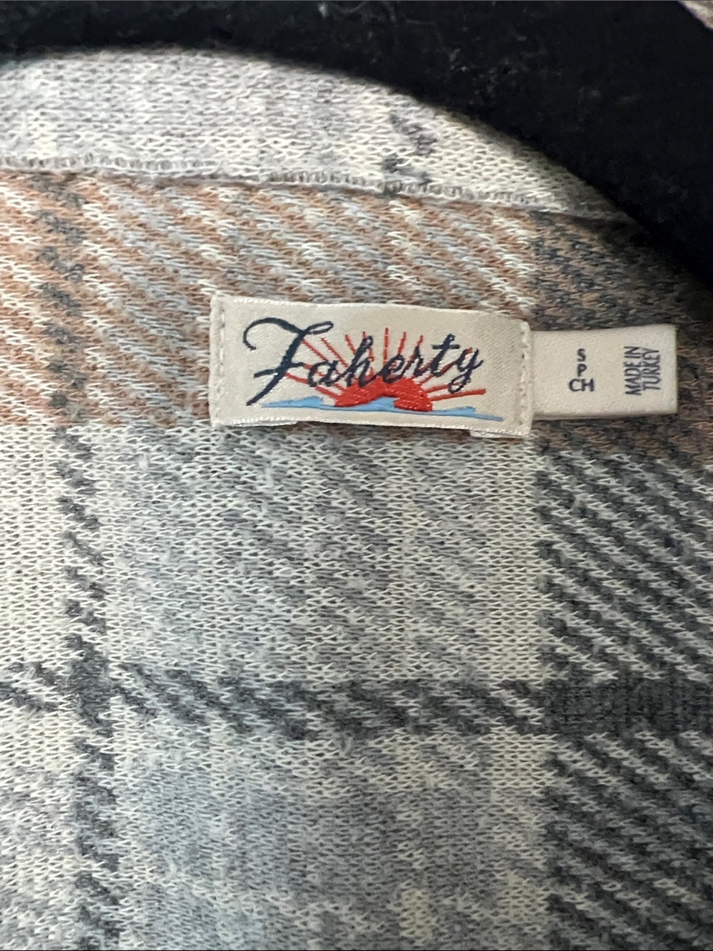 Faherty Women’s Legend Sweater Shirt Plaid - Picture 2 of 4